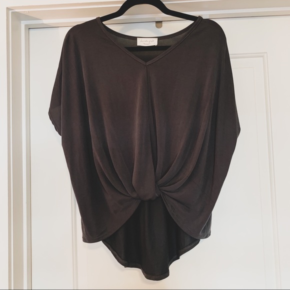 Anthropologie Tops - Anthropologie Gray Top